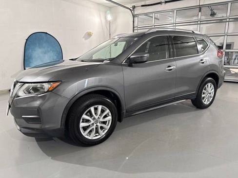 Used 2019 Nissan Rogue SV AWD/4WD image 4