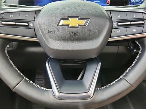 Used 2024 Chevrolet Blazer EV LT image 40