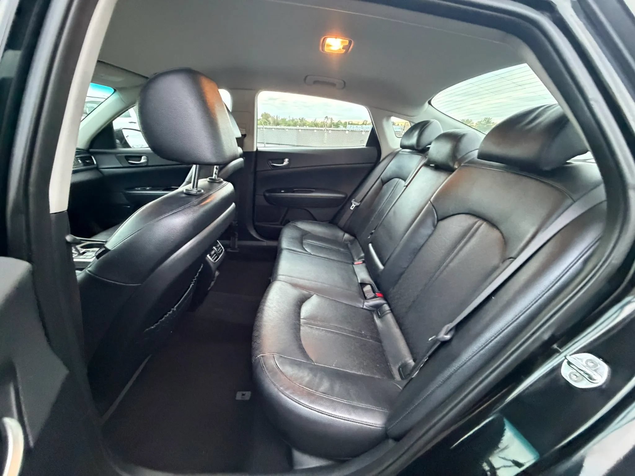 Used 2017 Kia Optima EX FWD image 36