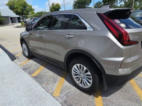 Used 2024 Cadillac XT4 Luxury FWD image 4