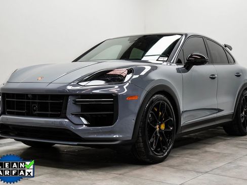 Used 2024 Porsche Cayenne Turbo GT AWD/4WD image 8