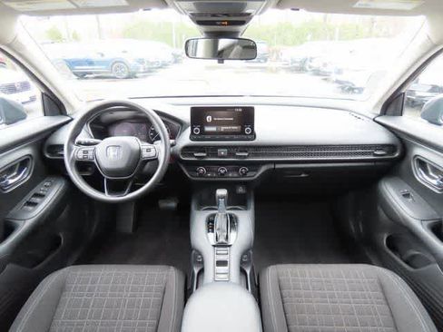 Certified 2023 Honda HR-V LX image 17