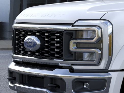 New 2026 Ford F450 Lariat w/ Lariat Premium Package AWD/4WD image 17
