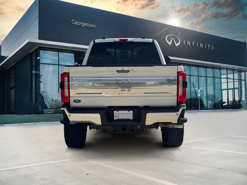 Used 2023 Ford F250 King Ranch w/ Chrome Package AWD/4WD image 5