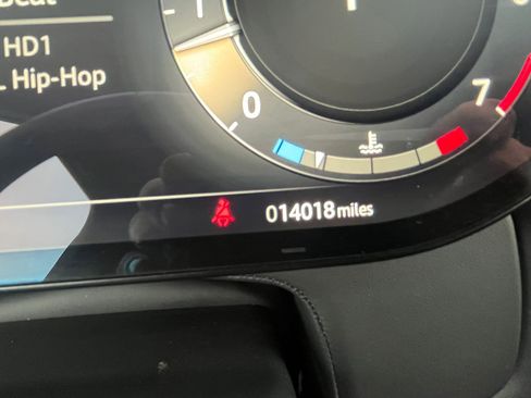 Used 2025 Land Rover Range Rover Sport SE image 20