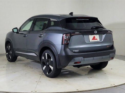 New 2026 Nissan Kicks SR w/ SR Premium Package image 5