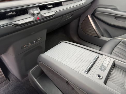 Certified 2024 Kia EV9 GT-Line image 13