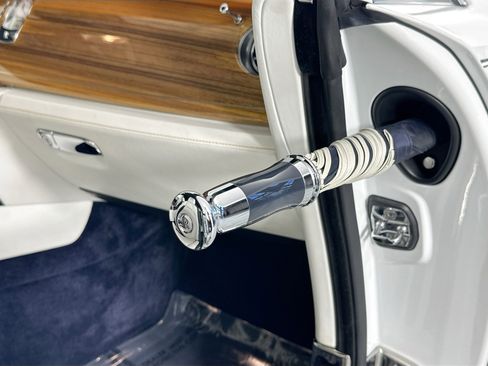 Certified 2016 Rolls-Royce Dawn image 32