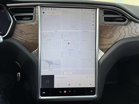 Used 2017 Tesla Model S P100D image 17