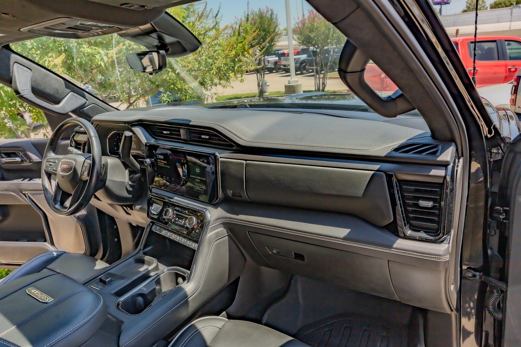 Used 2024 GMC Sierra 2500 AT4X AWD/4WD image 18