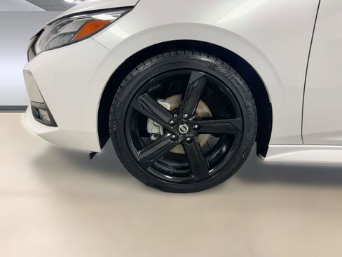Used 2023 Nissan Sentra SR image 11