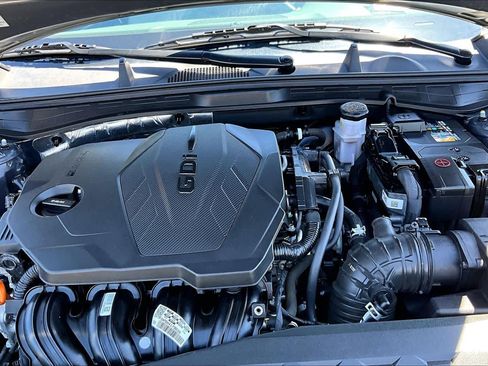 Used 2023 Hyundai Sonata SE FWD image 31