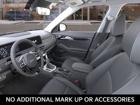 New 2026 Kia Seltos EX image 17