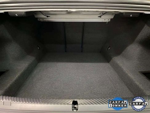 Used 2025 BMW 530i xDrive image 85