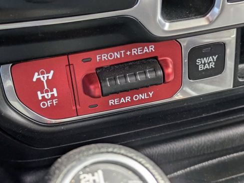 Used 2018 Jeep Wrangler Unlimited Rubicon image 20