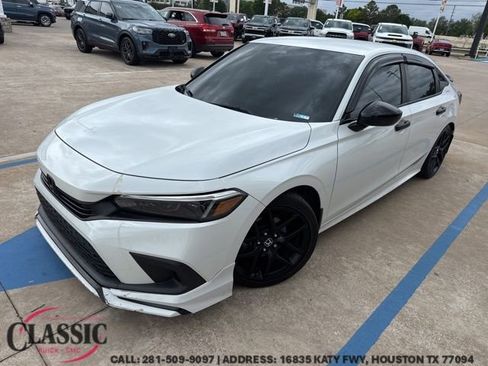 Used 2023 Honda Civic Sport image 1