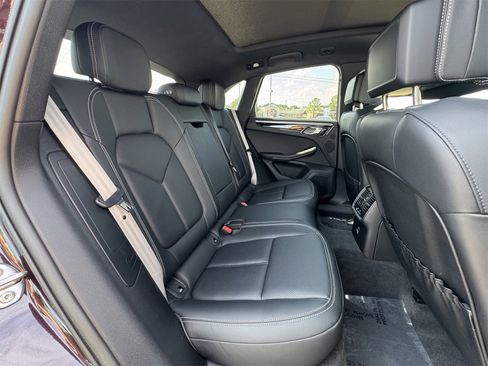 Certified 2024 Porsche Macan S image 29