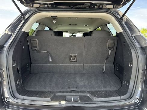 Used 2016 Chevrolet Traverse LT w/ Style and Technology Package AWD/4WD image 24