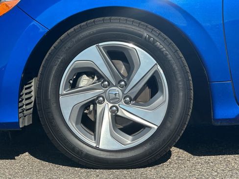 Certified 2019 Honda Insight LX image 30