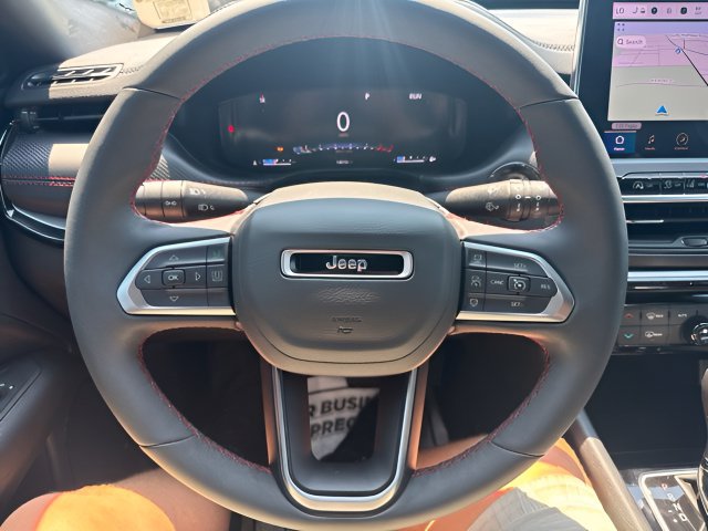 Certified 2025 Jeep Compass Trailhawk w/ Trailhawk Elite Group AWD/4WD image 16
