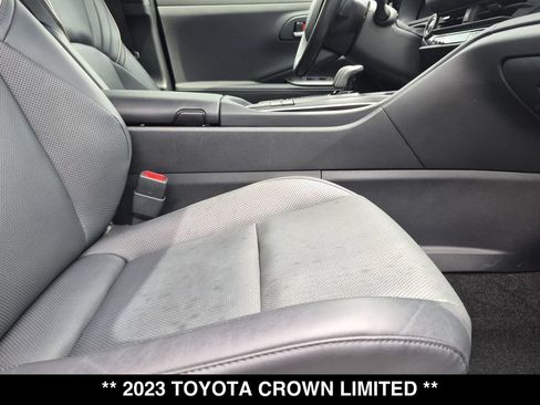 Used 2023 Toyota Crown AWD/4WD image 26