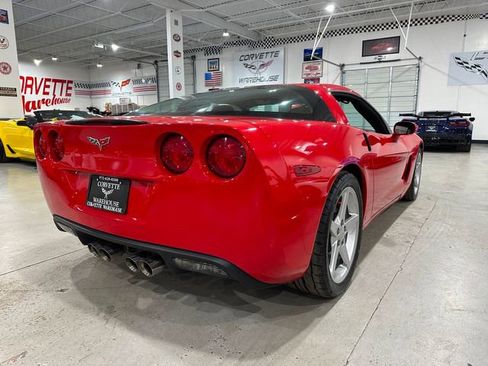 Used 2009 Chevrolet Corvette Coupe w/ Preferred Equipment Group RWD image 5