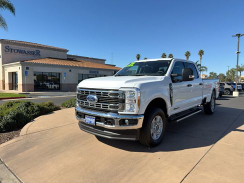 Used 2025 Ford F250 XLT image 1