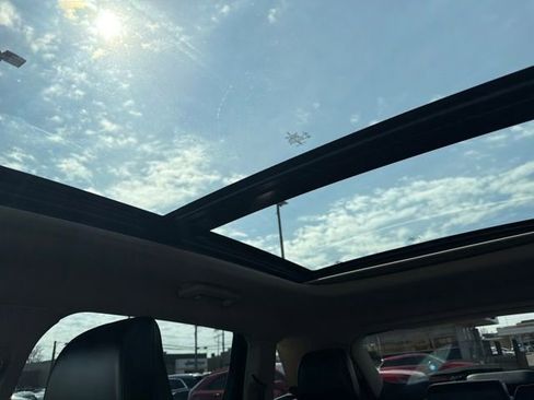 Certified 2023 Lincoln Nautilus Reserve w/ Equipment Group 201A image 25