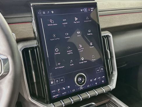 Used 2024 GMC Acadia Denali w/ Super Cruise Package AWD/4WD image 17