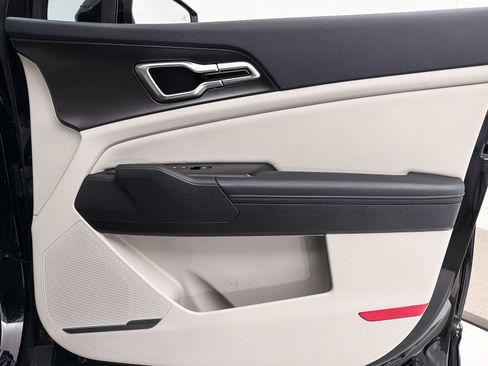 Certified 2025 Kia Sportage EX FWD image 25