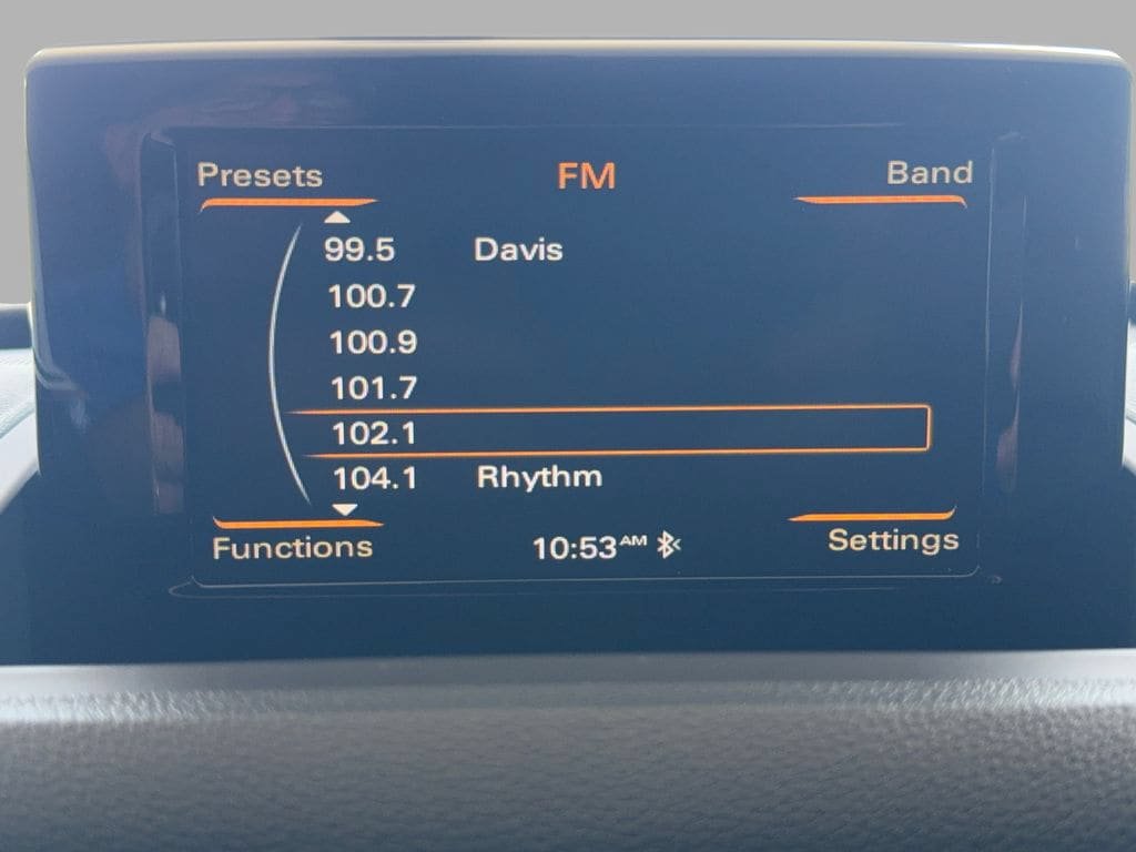 Used 2018 Audi Q3 2.0T Premium FWD image 17