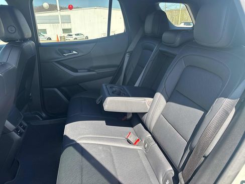 Used 2025 Chevrolet Equinox LT w/ Convenience Package II image 23