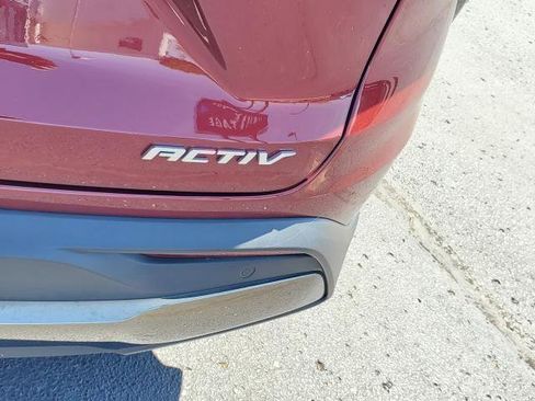 Used 2025 Chevrolet Trax ACTIV w/ Sunroof Package image 29