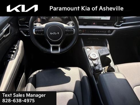 Used 2025 Kia Sportage EX w/ EX Premium Package AWD/4WD image 24