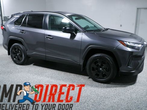 Used 2024 Toyota RAV4 LE AWD/4WD image 6