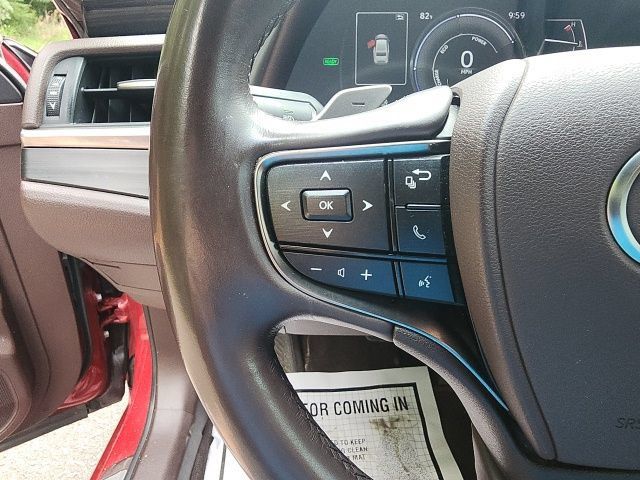 Used 2021 Lexus ES 300h w/ Premium Package FWD image 18