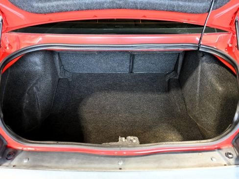 Used 2014 Dodge Challenger R/T RWD image 37