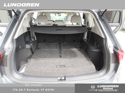Used 2019 Volkswagen Tiguan SE AWD/4WD image 8