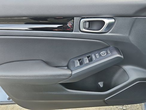 Used 2024 Honda Civic Sport Touring image 13