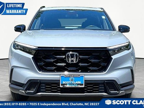 Used 2025 Honda CR-V Sport image 2