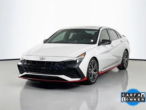 Used 2023 Hyundai Elantra N w/ Preferred Accessory Package FWD image 3