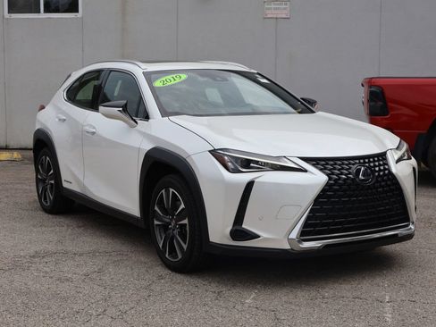 Used 2019 Lexus UX 250h w/ Premium Package AWD/4WD image 1