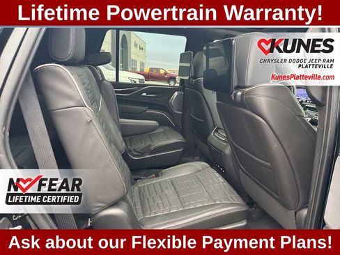 Used 2022 Cadillac Escalade Sport Platinum image 27