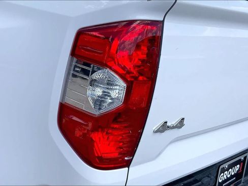 Used 2021 Toyota Tundra SR5 AWD/4WD image 28