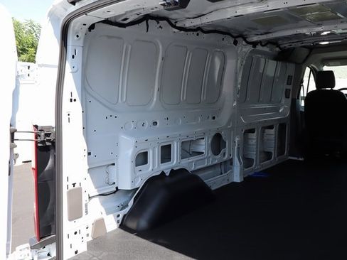 New 2025 Ford Transit 250 Low Roof image 18