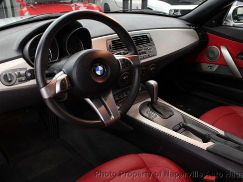 Used 2004 BMW Z4 3.0i image 12