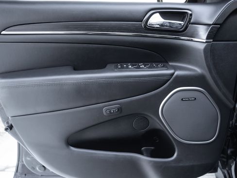 Used 2019 Jeep Grand Cherokee High Altitude image 19