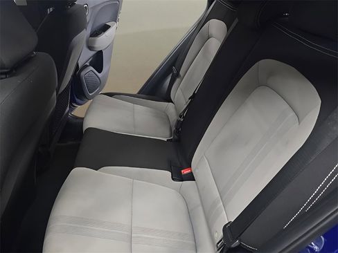 Used 2024 Hyundai Venue SEL image 15