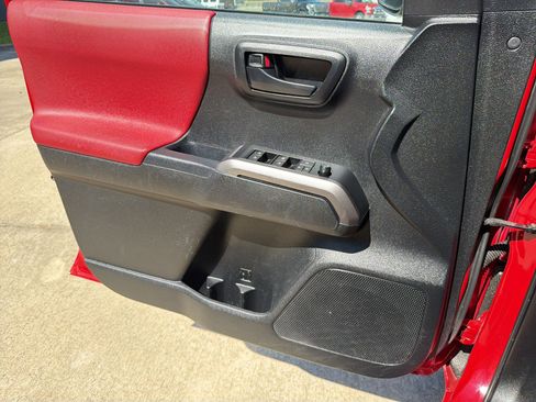 Used 2023 Toyota Tacoma SR5 image 21