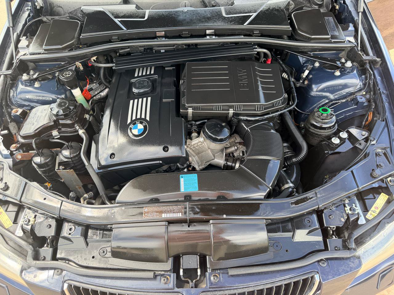 Used 2008 BMW 335xi Sedan AWD/4WD image 25